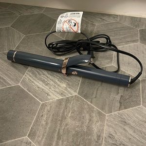T3 Grey SinglePass Curl 1.25-Inch Curling Iron